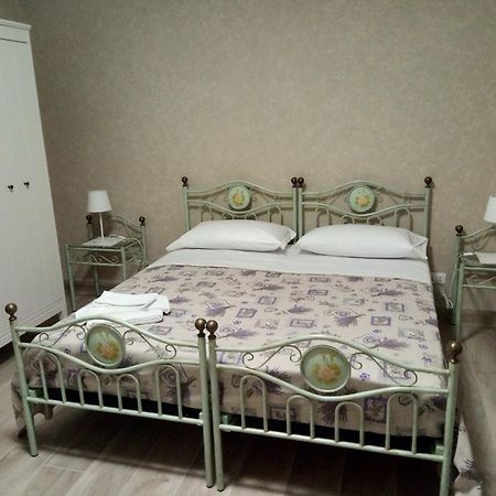 La Buonanotte Bed & Breakfast Mantova Bagian luar foto