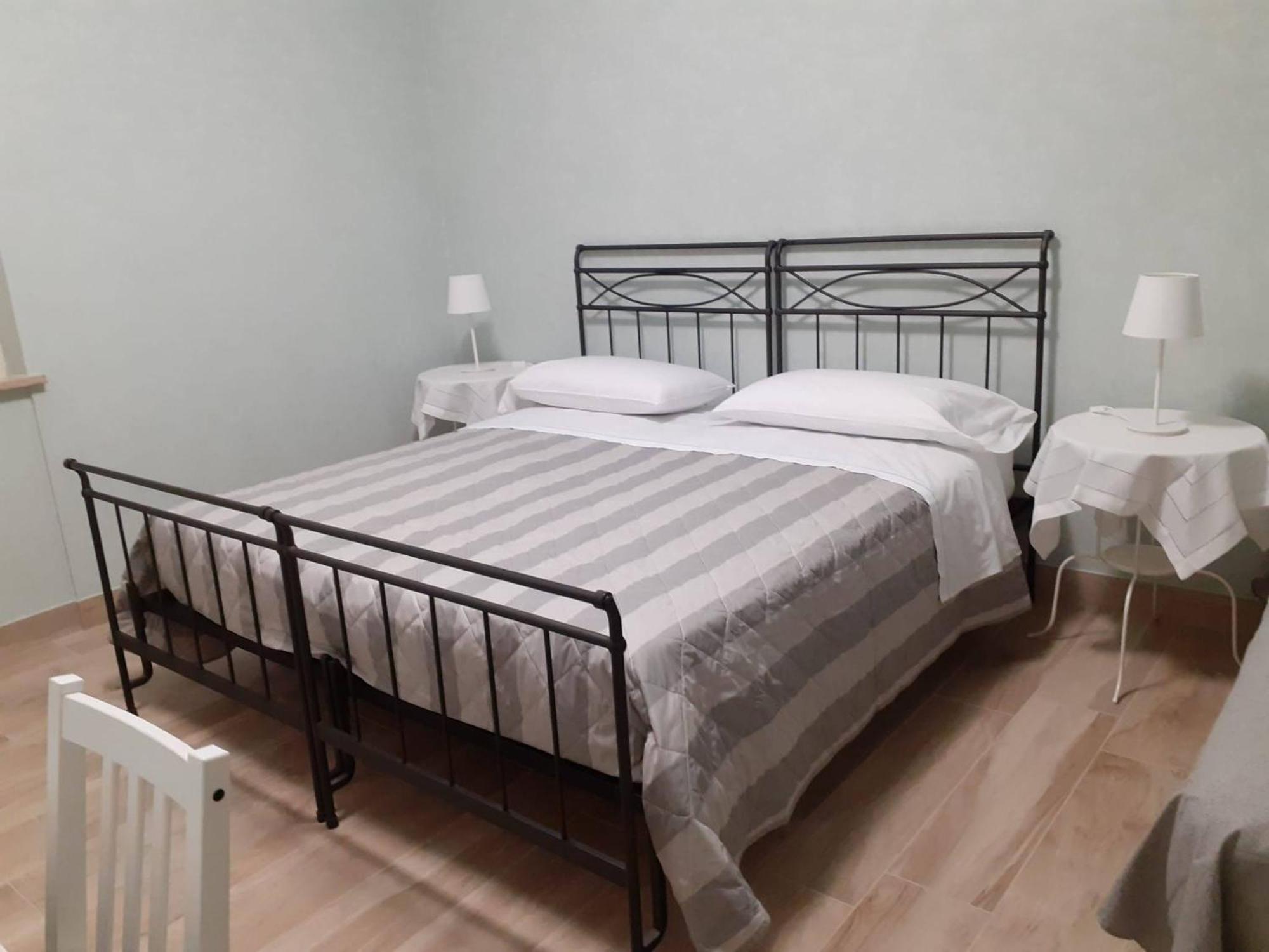 La Buonanotte Bed & Breakfast Mantova Bagian luar foto